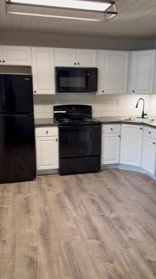 Unit 102: Kitchen